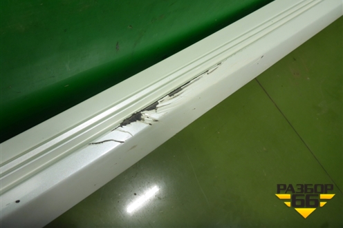 Накладка на порог наружная правая (7585002230) для Toyota Corolla (E21) с 2018г (Королла 210)