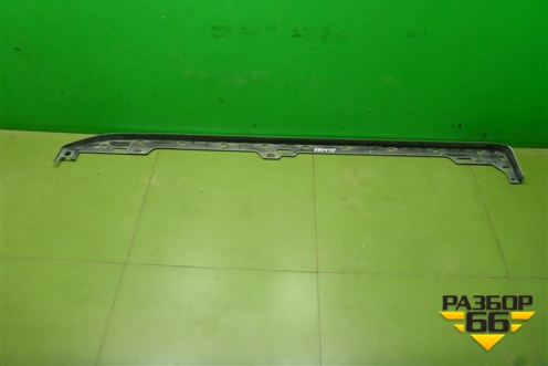 Накладка подножки левой (крашеная) (5177160180) для Toyota Land Cruiser Prado(150) с 2009г (Ленд Крузер Прадо)