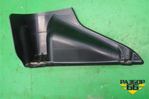 Накладка внутренняя (на корпус отопителя) (576815159) для Skoda Karoq с 2017г (Карок)