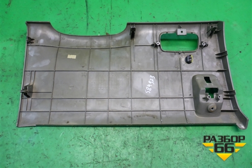 Накладка на торпедо (под рулём) (96327277) для Chevrolet Evanda с 2004г