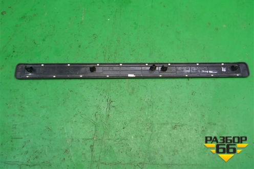 Накладка порога внутренняя переднего правого (в проём) (769B01AA0A) для Nissan Murano (Z51) с 2007-2015г (Мурано)