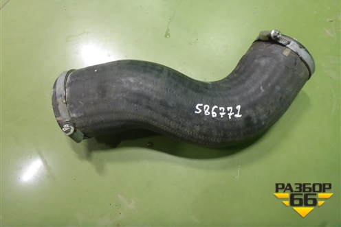 Патрубок интеркулера (31319473) для Volvo S80 с 2006-2016г (C80)