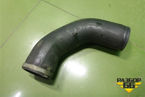 Патрубок интеркулера (30740940) для Volvo S80 с 2006-2016г (C80)