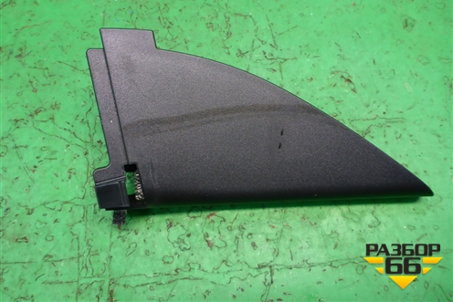 Накладка двери передней правой уголок (80292JG000) для Nissan X-Trail (Т31) с 2007-2014г