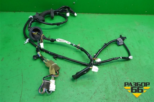 Проводка двери передней левой (правый руль) (24125JG02A) для Nissan X-Trail (Т31) с 2007-2014г