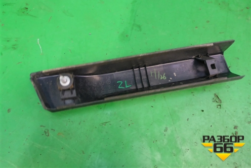 Накладка рейлинга левого (задняя) (73871JG000) для Nissan X-Trail (Т31) с 2007-2014г