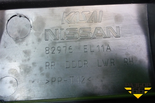 Обшивка двери задней правой под электрику (хетчбэк) (82976EL11A) для Nissan Tiida (C11X) с 2004-2013г (Тиида)