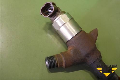 Форсунка дизельная электрическая (Denso) (0950008310) для Hyundai  HD 35-78 с 2003г