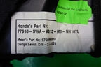 Дефлектор воздушный центральный (77610SWAA013M1NH167L) для Honda CR-V(RE) с 2006-2012г