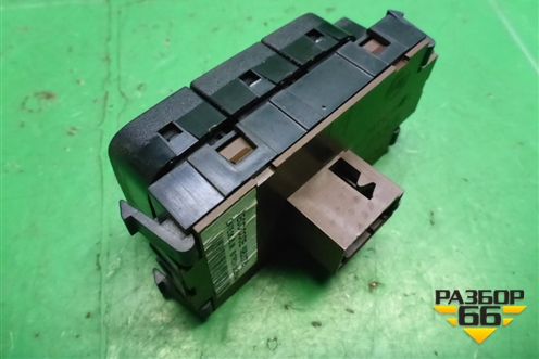 Модуль кнопок (69500781) для Iveco Daily с 2006-2011г