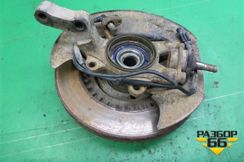 Кулак поворотный передний левый (с ABS) для VAZ Priora/Приора
