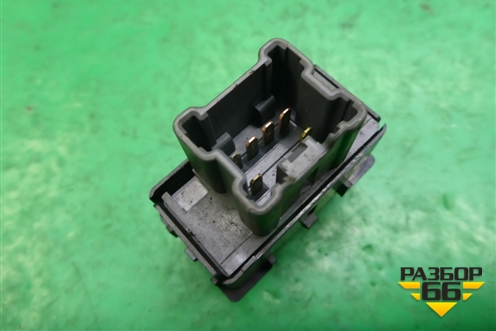 Кнопка обогрева сидений для Nissan Navara (D40) с 2005-2015г