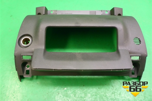 Накладка на торпедо (68246EB30C) для Nissan Navara (D40) с 2005-2015г