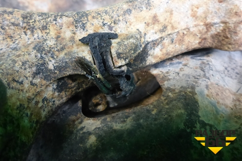 Кулак поворотный передний правый (2.5л YD25 АКПП) для Nissan Navara (D40) с 2005-2015г