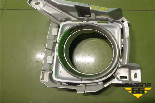 Накладка ПТФ левая (после 2012г до 2015г) (5204060070) для Toyota Land Cruiser (200) с 2008г (Ленд Крузер)