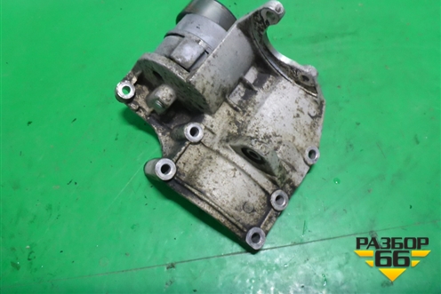 Кронштейн компрессора кондиционера (2.5л D4CB) для Hyundai Porter с 2004-2025г (Портер)