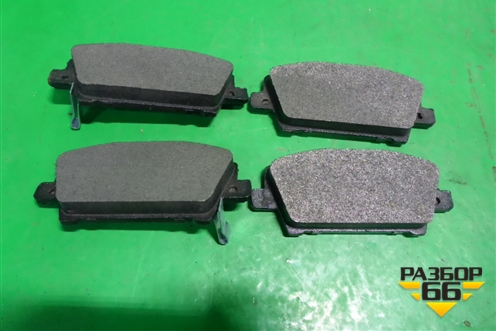 Колодки тормозные передние (ADB31586) для Honda Civic 5D с 2006-2012г