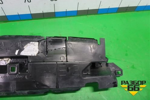 Дефлектор радиатора нижний (1668336070) для Toyota Rav-4 с 2012-2019г (Рав 4)