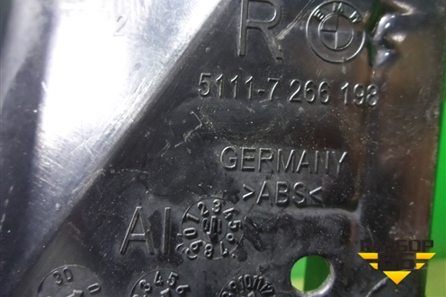 Кронштейн ПТФ правый (до 2015г) (51117266198) для BMW 3-серия F30/F31 с 2011г