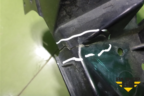 Кронштейн ПТФ правый (до 2015г) (51117266198) для BMW 3-серия F30/F31 с 2011г