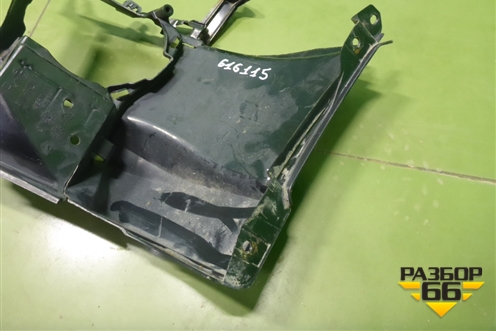 Кронштейн ПТФ правый (до 2015г) (51117266198) для BMW 3-серия F30/F31 с 2011г