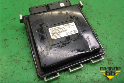 Блок управления двигателем (1.8л 27186130) (A0034468840) для Mercedes Benz SLK R172 с 2010-2016г