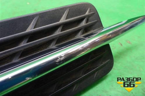 Накладка переднего крыла правого (A1726900479) для Mercedes Benz SLK R172 с 2010-2016г