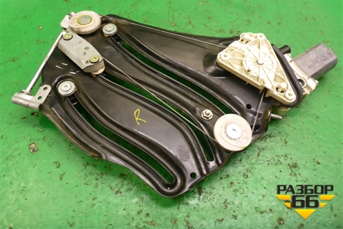 Стеклоподъёмник электрический задний правый (A1726700203) для Mercedes Benz SLK R172 с 2010-2016г