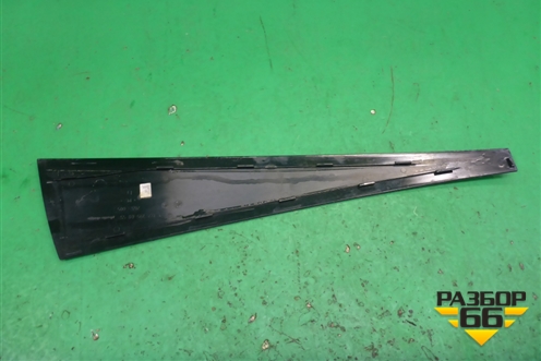 Накладка стойки (задняя правая) (A1727950155) для Mercedes Benz SLK R172 с 2010-2016г