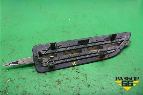 Накладка переднего крыла левого (A172690379) для Mercedes Benz SLK R172 с 2010-2016г