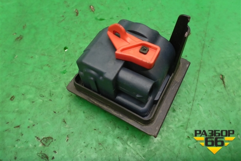 Активатор лючка бензобака (A0038203297) для Mercedes Benz SLK R172 с 2010-2016г