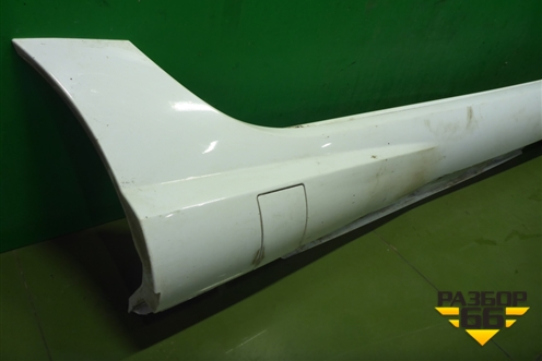 Накладка на порог наружная правая (A1726980354) для Mercedes Benz SLK R172 с 2010-2016г