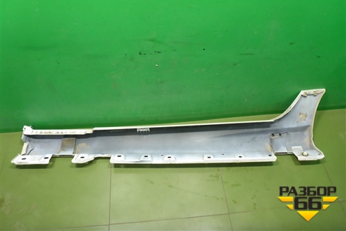 Накладка на порог наружная правая (A1726980354) для Mercedes Benz SLK R172 с 2010-2016г