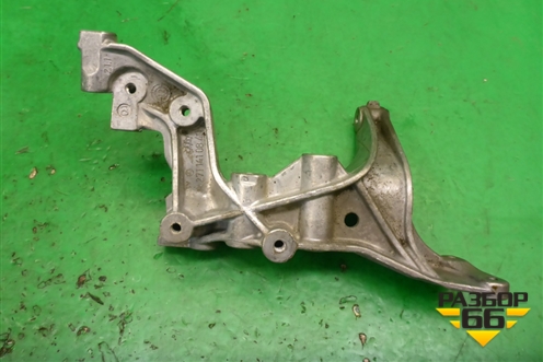 Кронштейн (клапана ЕГР) (1.8л 27186130) (A2711410840) для Mercedes Benz SLK R172 с 2010-2016г
