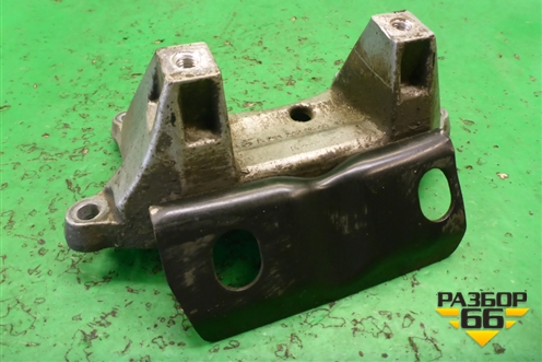 Кронштейн КПП (A2112420340) для Mercedes Benz SLK R172 с 2010-2016г