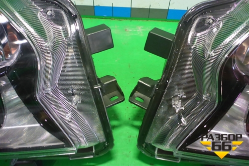 Фара L+R комплект (послe 2014г до 2019г Led Black edition) (8114560G30) для Lexus GX-460 с 2009г