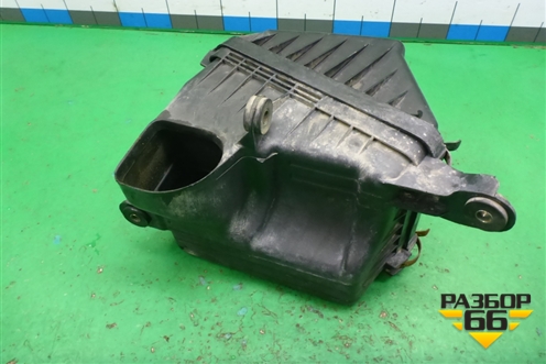 Корпус воздушного фильтра (2811038300) для Hyundai Sonata-5 с 2001г