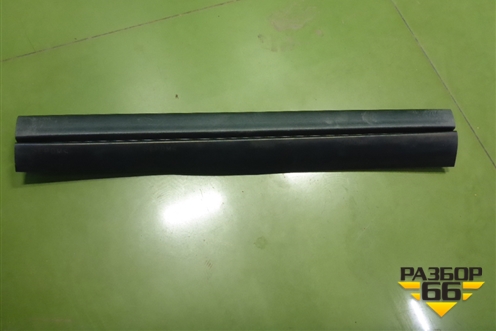 Уплотнитель капота (левый после 2010г новый) (5338942040) для Toyota Rav-4 с 2006-2013г (Рав 4)