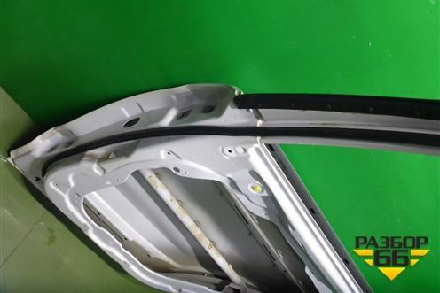 Дверь задняя правая (770042W010) для Hyundai Grand Santa Fe с 2012-2018г (Гранд Санта Фе)