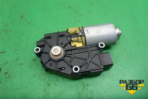 Моторчик люка (понарамы) для Hyundai Grand Santa Fe с 2012-2018г (Гранд Санта Фе)