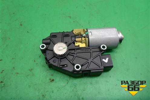 Моторчик люка (понарамы) для Hyundai Grand Santa Fe с 2012-2018г (Гранд Санта Фе)