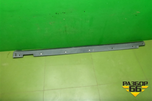 Накладка на порог наружная правая (87754B8000) для Hyundai Grand Santa Fe с 2012-2018г (Гранд Санта Фе)