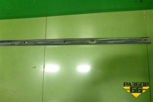 Уплотнитель на кузов правый для Nissan Murano (Z51) с 2007-2015г (Мурано)