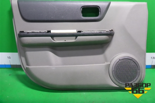 Обшивка двери передней левой под электрику (809018H300) для Nissan X-Trail (Т30) с 2000-2007г (Хтраил)