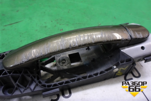 Ручка наружная двери задней правой для Skoda Yeti с 2009г (Етти)