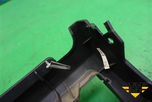 Накладка на торпедо (под рулем) (MR718106802302) для Geely Emgrand (EC7) с 2009-2016г