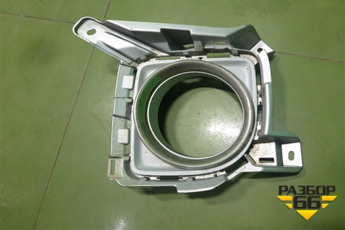 Накладка ПТФ левая (после 2012г до 2015г) (5212860120) для Toyota Land Cruiser (200) с 2008г (Ленд Крузер)