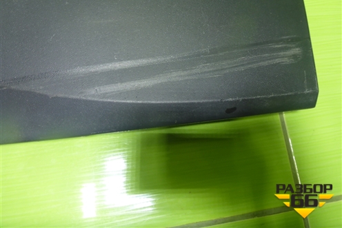 Накладка двери передней правой 11D854940A для Volkswagen ID.4 с 2020г