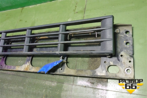 Подножка переднего бампера (2119201826) для Volvo TRUCK FM с 2001-2013г (ФМ)