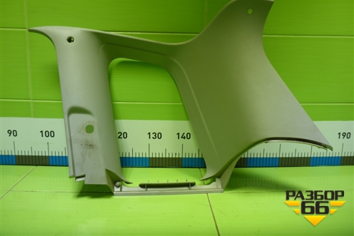 Обшивка стойки задняя верхняя правая (2N11N31010APW) для Ford Fusion с 2002г (Фьюжн)